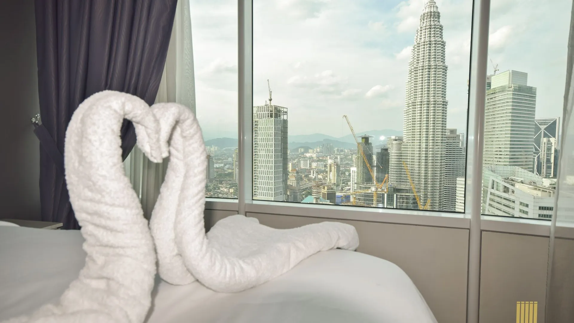 Golden Crown Suites At Platinum Klcc Kuala Lumpur